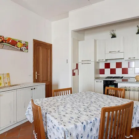 Oleandro Финале Лигуре